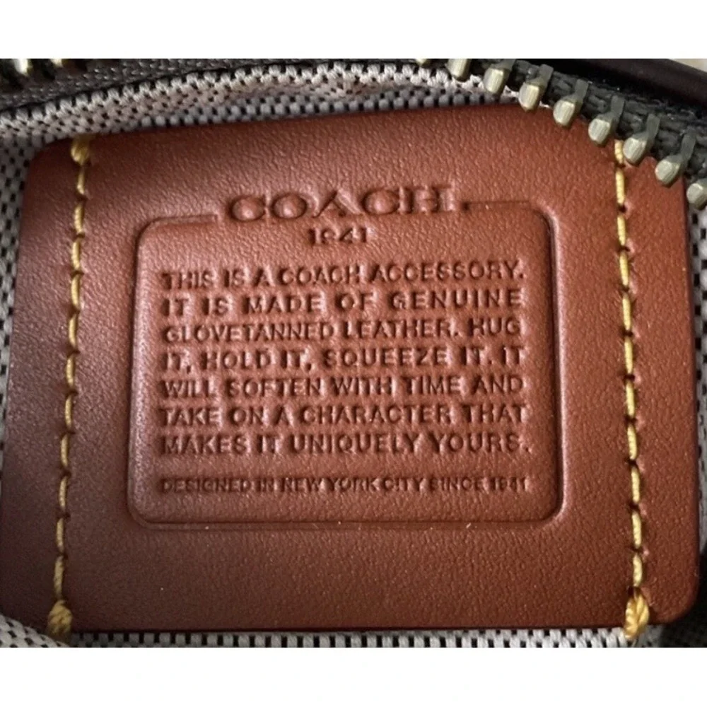 Coach 1941 Studded Grey Leather Wristlet Pouch Style‎ 57184 Gunmetal